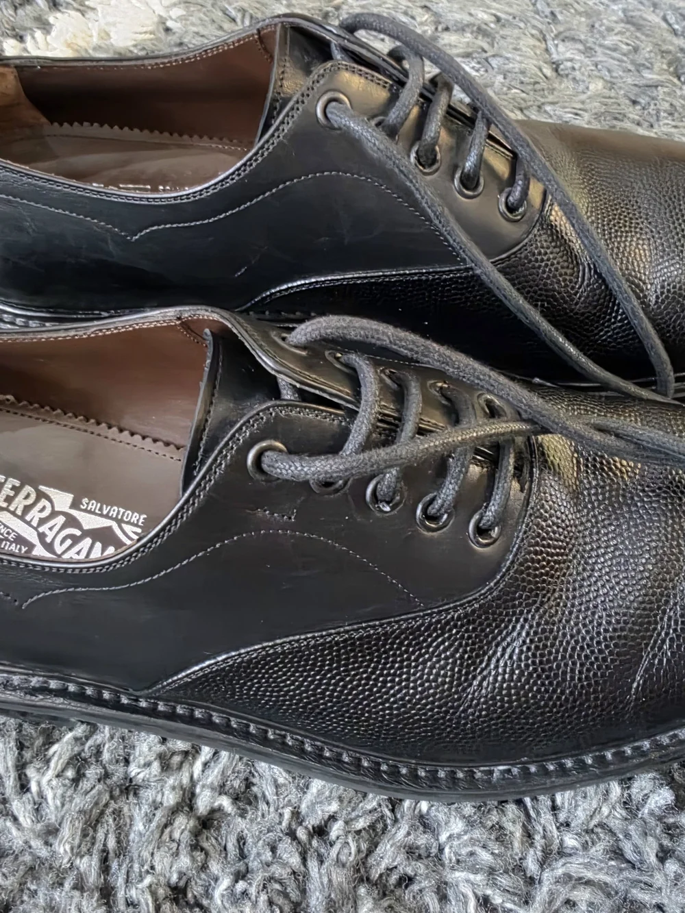 Ferragamo Tramezza Size 9.5M Pebble Leather Plain Toe Oxfords Shoes Black